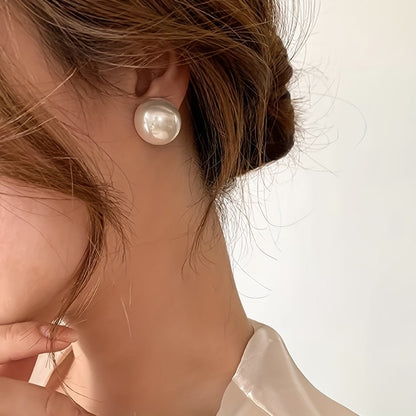 Boucles d'oreilles clous en perles audacieuses